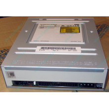 CDRW TSST SR-M8202 IDE white (Артем)