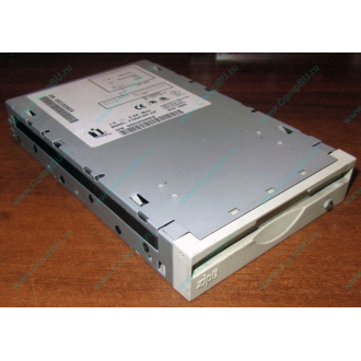 100Mb ZIP-drive Iomega Z100ATAPI IDE (Артем)